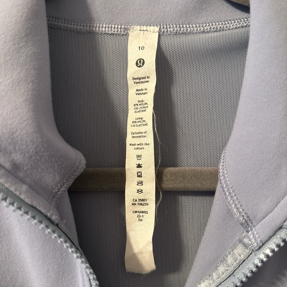 Lululemon Define Jacket - Picture 4 of 4